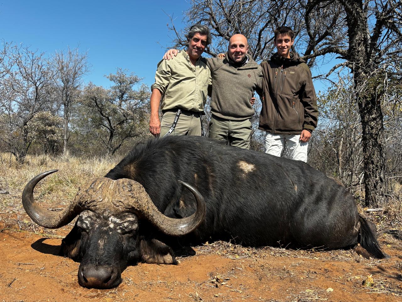 πͺπΈ From Spain to South Africa β A Safari They'll Never Forget π¦¬π
gallery image