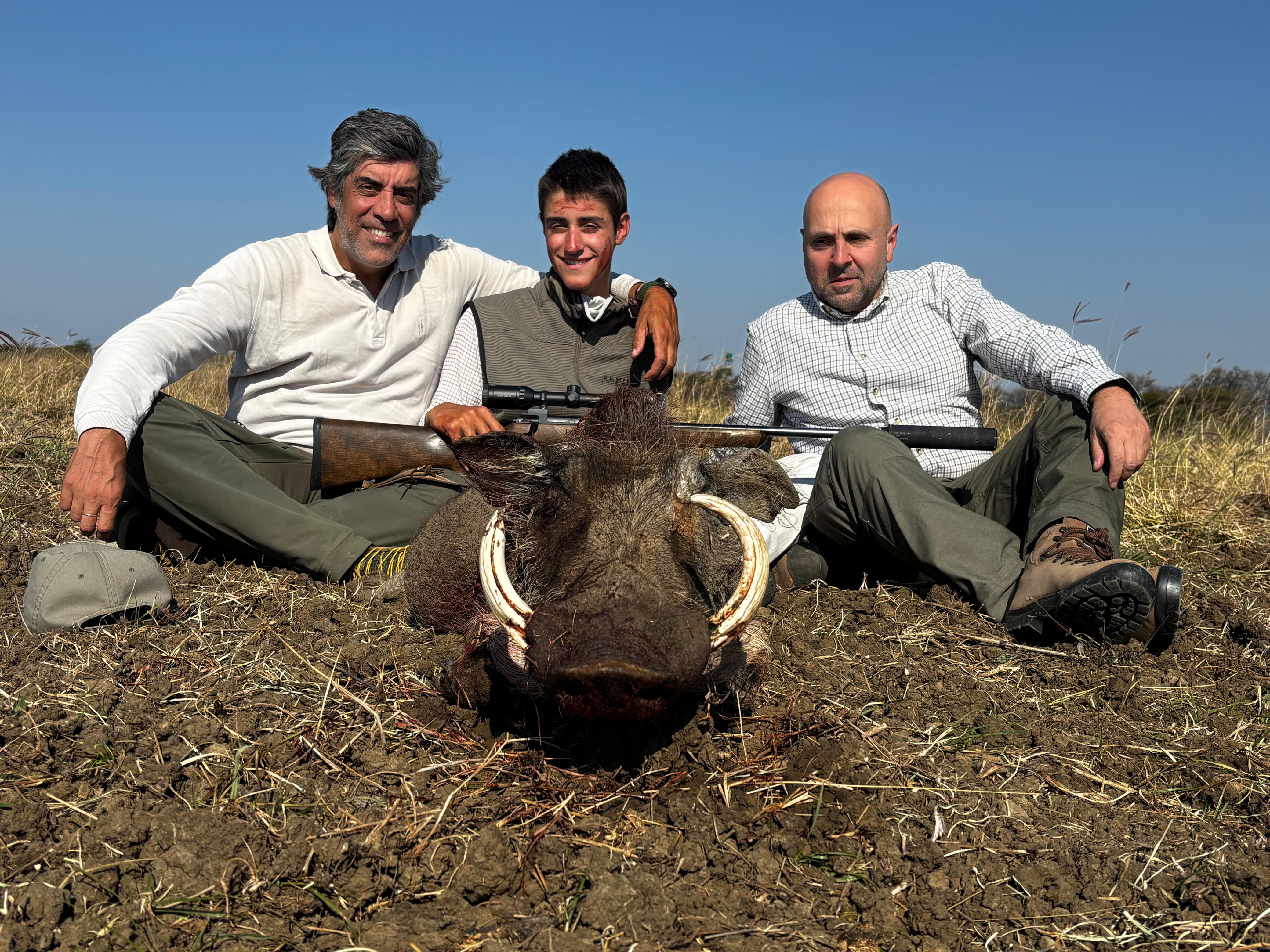 πͺπΈ From Spain to South Africa β A Safari They'll Never Forget π¦¬π
gallery image